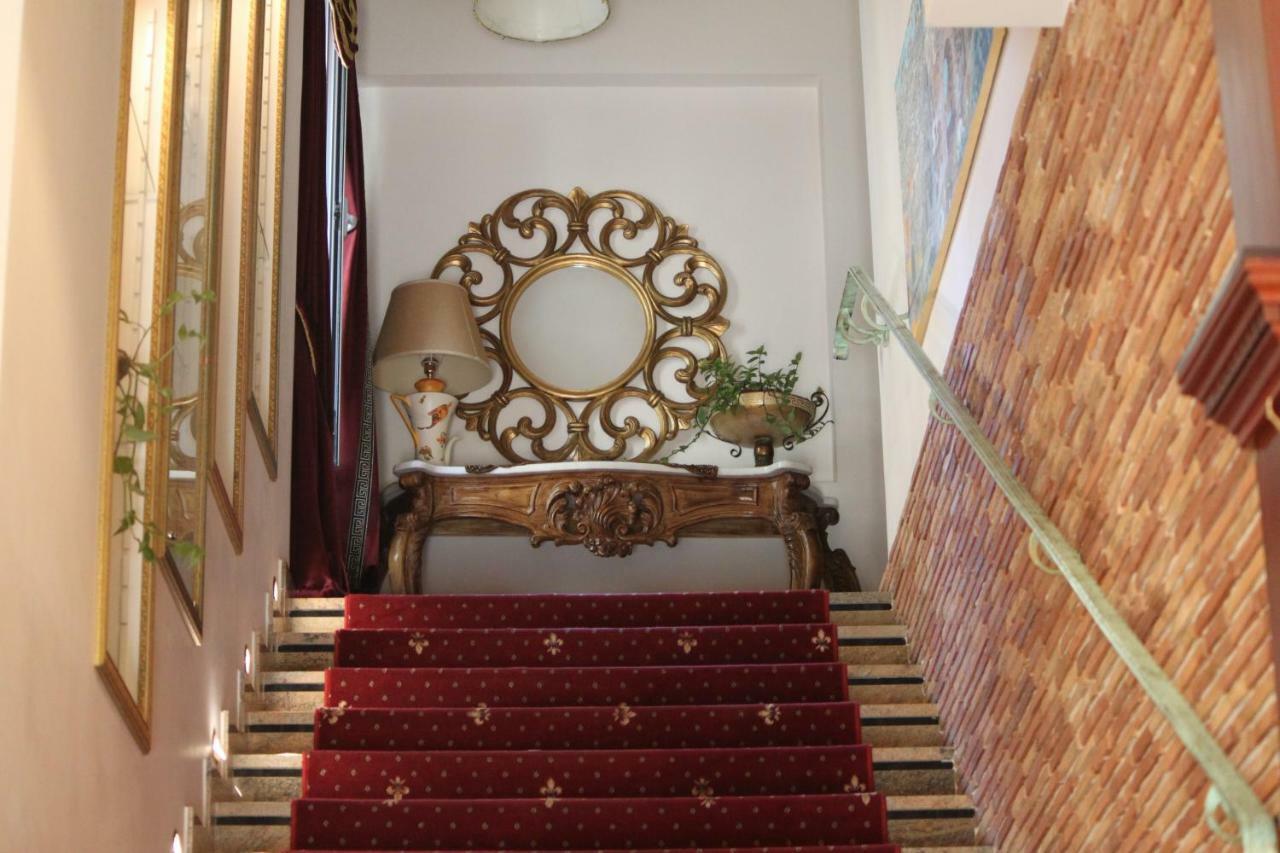 Hotel 2 Kitarrat Boutique Hotel&spa
